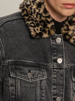 Load image into Gallery viewer, Boyfriend Trucker Jacket
