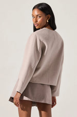Load image into Gallery viewer, Jennah Jacket
