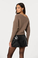 Load image into Gallery viewer, Samaria Sweater

