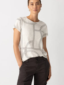 Graphic Lines Perfect Tee