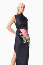 Load image into Gallery viewer, Azelie Gown

