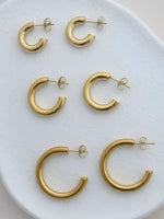 Load image into Gallery viewer, Cleo Chunky Gold Hoop Earrings

