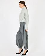Load image into Gallery viewer, Maelly Sweater
