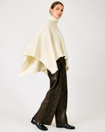 Load image into Gallery viewer, Orly Sweater
