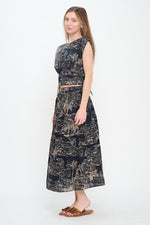 Load image into Gallery viewer, Santorini Sketch Midi Skirt
