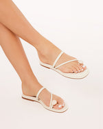 Load image into Gallery viewer, Orvell Sandal

