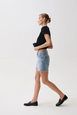 Load image into Gallery viewer, Ken Relaxed Mid Rise Short
