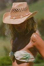 Load image into Gallery viewer, Seashells Cowboy
