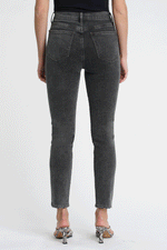 Load image into Gallery viewer, Memento Cara High Rise Vintage Skinny
