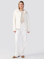 Load image into Gallery viewer, Creme Quilted Nova Jacket
