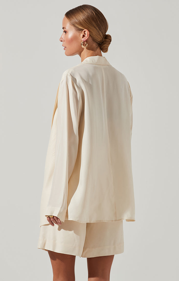 Hallie Blazer